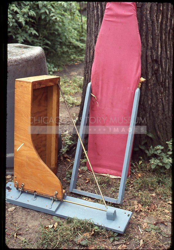 Ironing board - Maier, Vivian