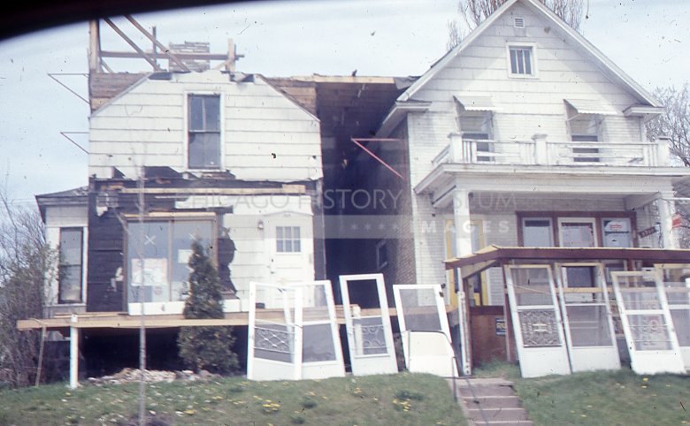 Houses with eight doors - Maier, Vivian