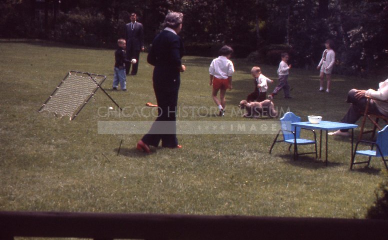 Crowd playing on lawn - Maier, Vivian