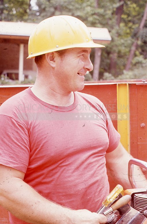 Man in hardhat - Maier, Vivian