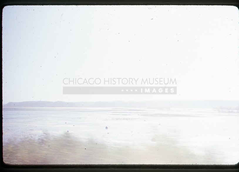 Overexposure of a lake - Maier, Vivian