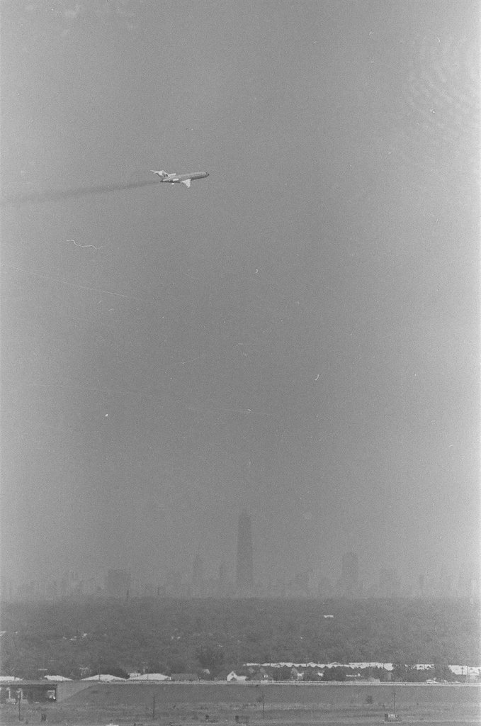 Air traffic control tower nearly complete - Bill Mares for Chicago Sun-Times