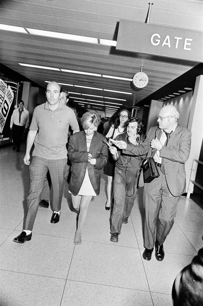 TWA flight hijacking - Edward DeLuga for Chicago Sun-Times