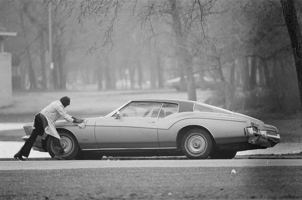 Large car at Garfield Park - Fred Stein for Chicago Daily News