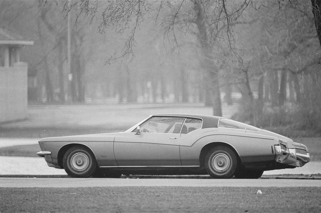 Large car at Garfield Park - Fred Stein for Chicago Daily News