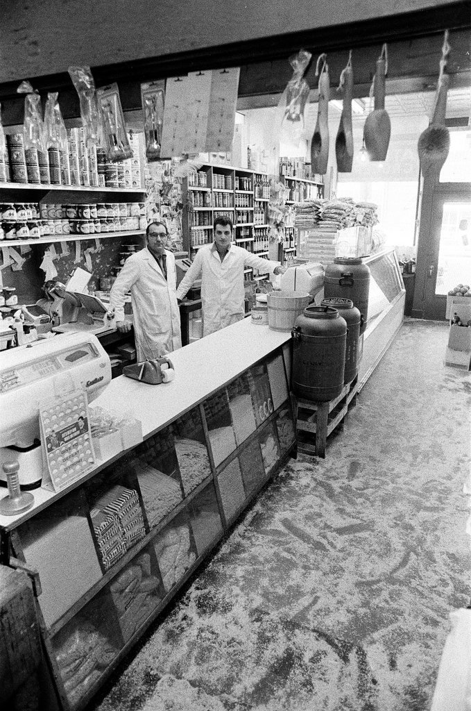 Athens Grocery store feature - M. Leon Lopez for Chicago Sun-Times