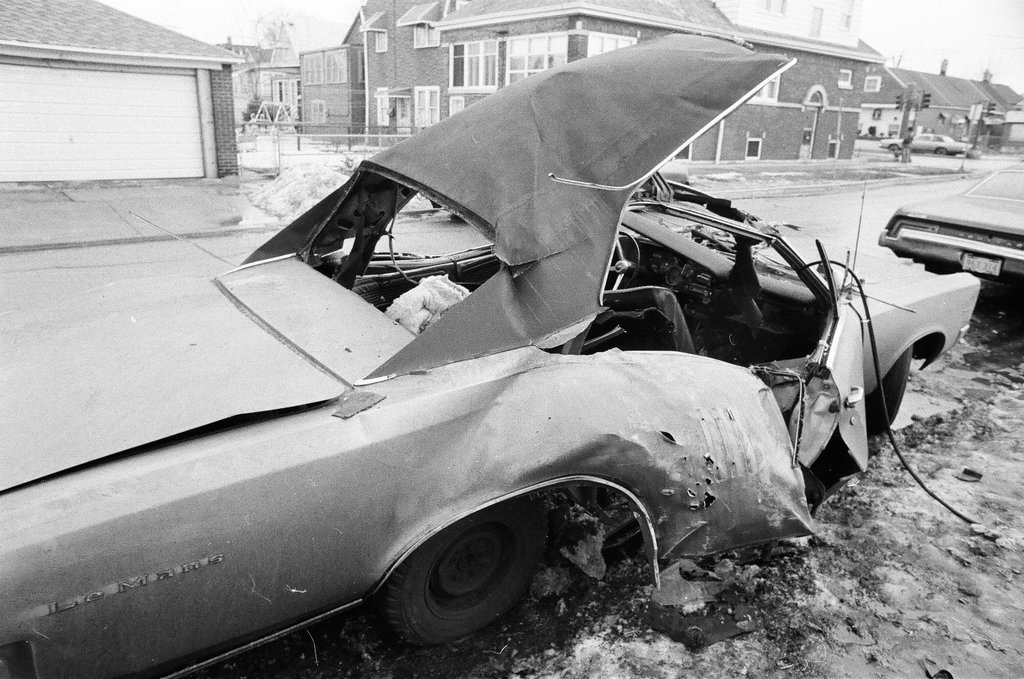 Totaled car in McKinley Park - Bob Fila for Chicago Sun-Times