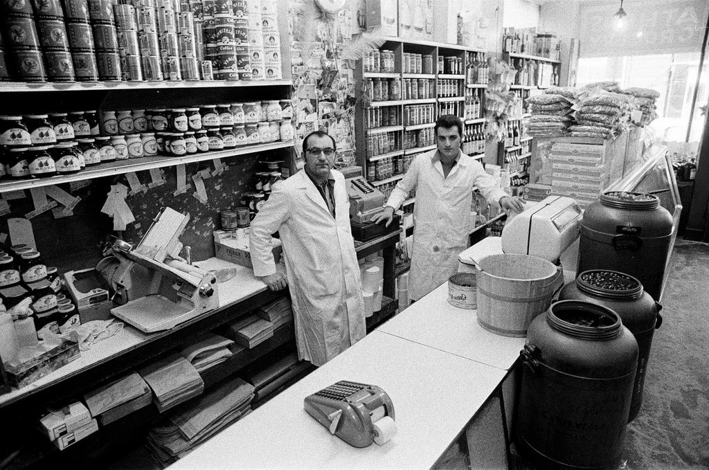 Athens Grocery store feature - M. Leon Lopez for Chicago Sun-Times