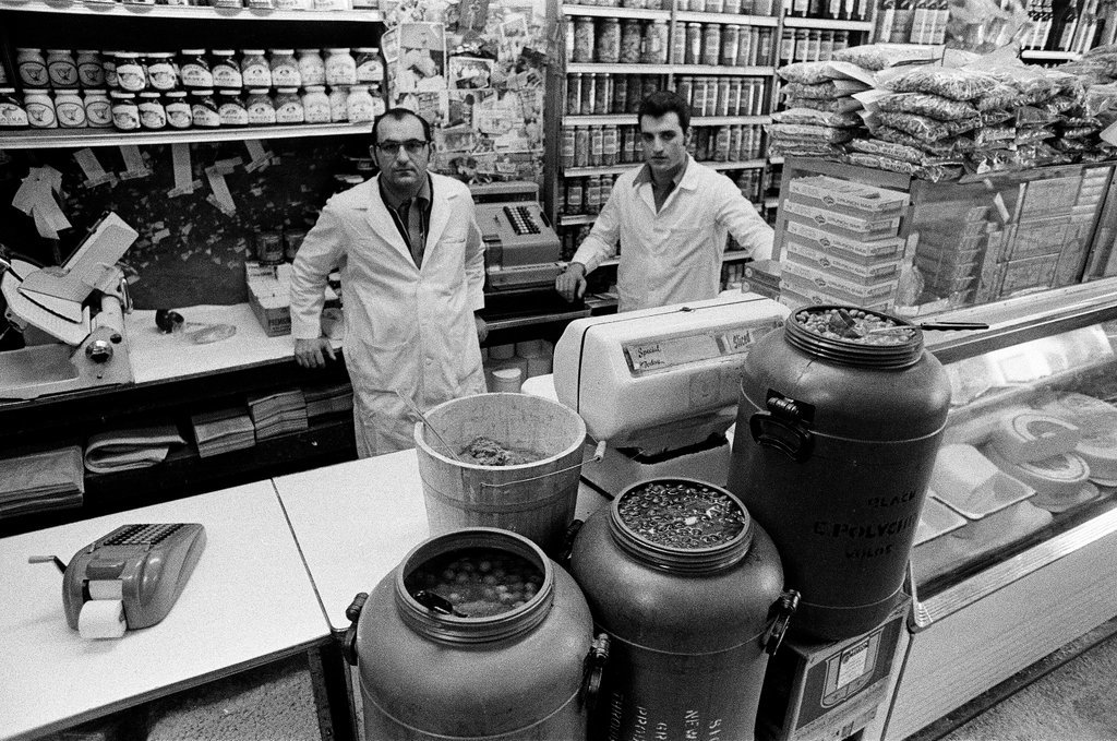 Athens Grocery store feature - M. Leon Lopez for Chicago Sun-Times