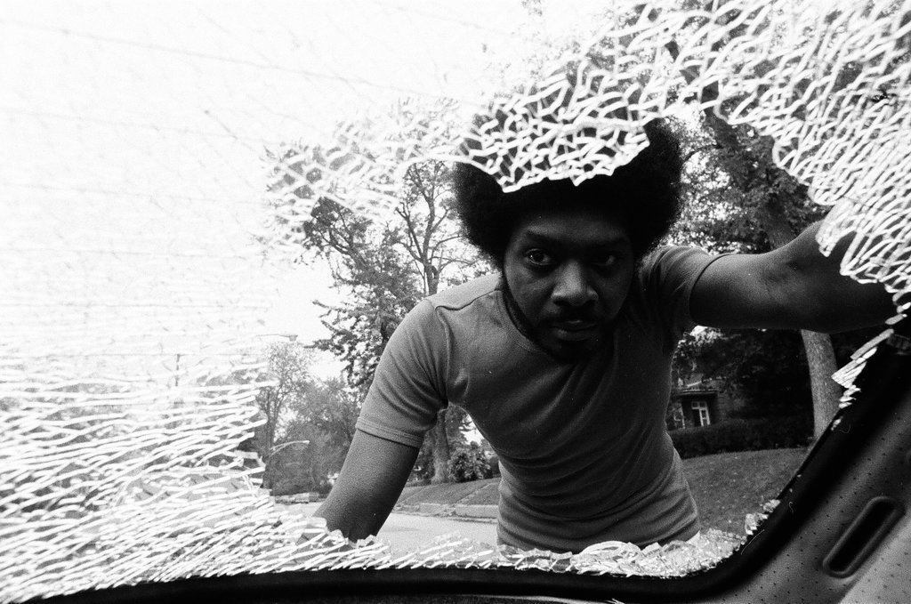 Broken car windows in Morgan Park - Jerry Tomaselli for Chicago Sun-Times
