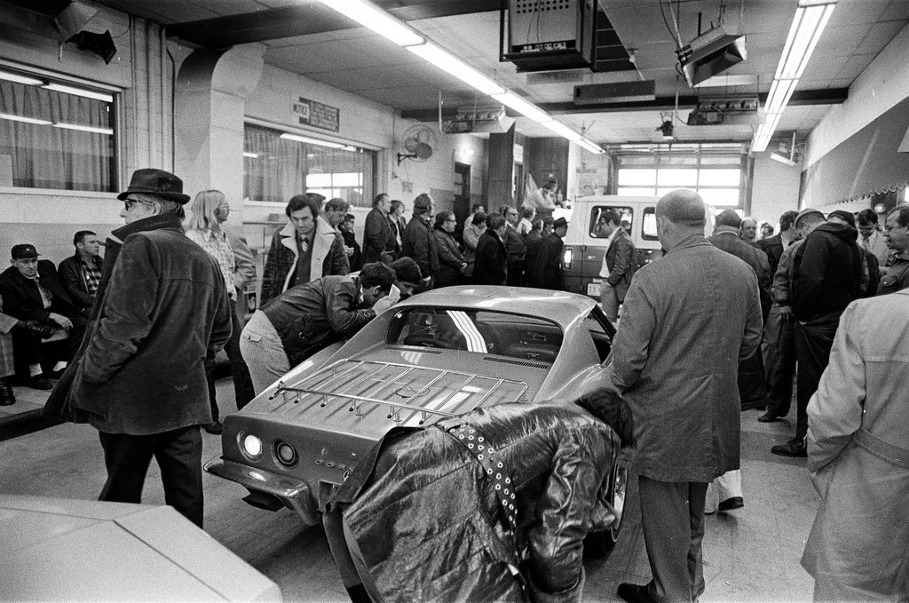 Greater Chicago Auto Auction - John H. White for Chicago Sun-Times