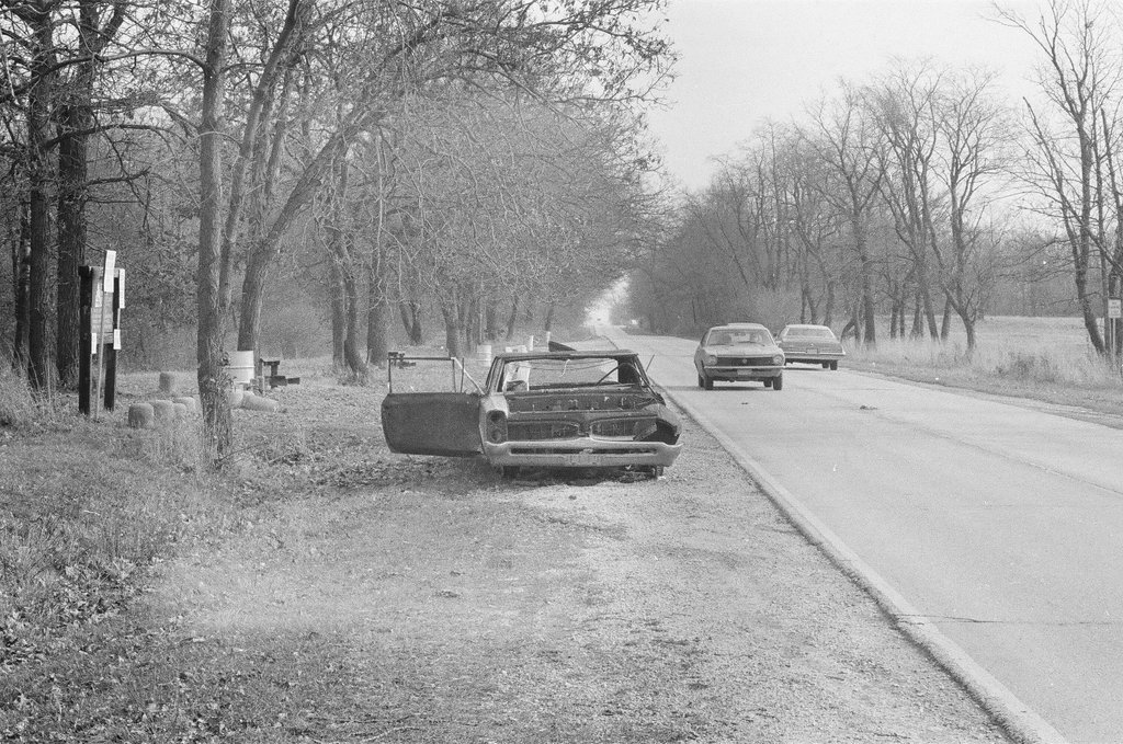 Abandoned car near forest preserve - Gene Pesek for Chicago Sun-Times