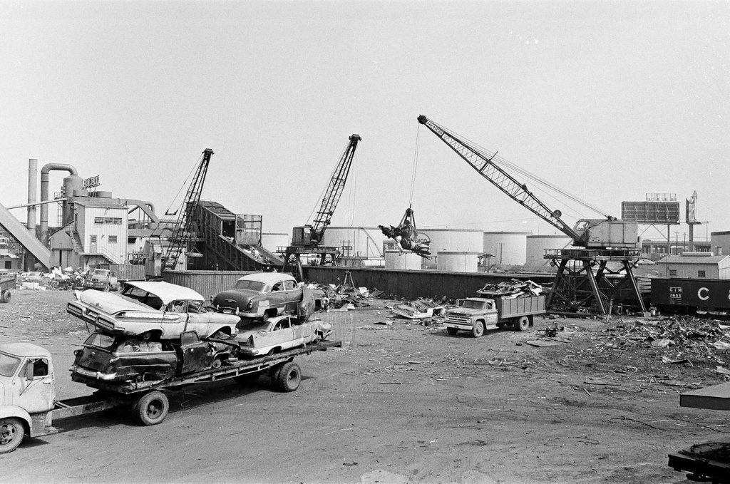 Carco auto junkyard - Howard Lyon for Chicago Sun-Times