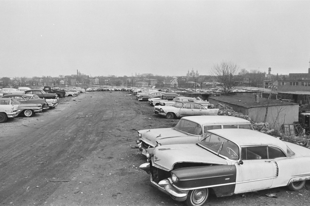City of Chicago auto pound - Bob Langer for Chicago Sun-Times