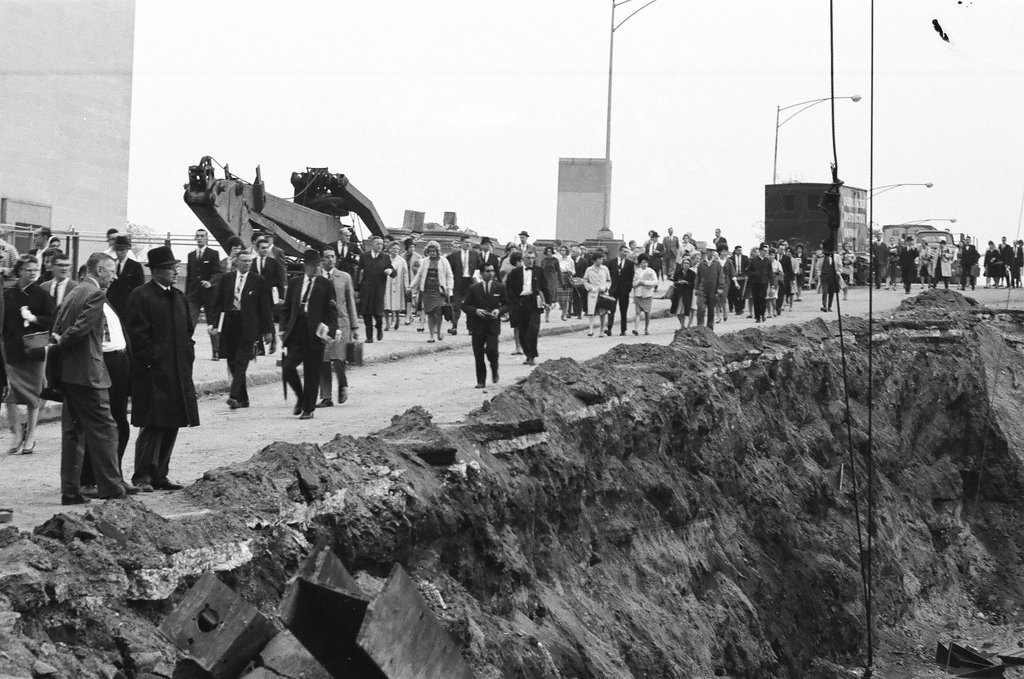 Site of landslide at parking garage site - Howard Lyon for Chicago Sun-Times