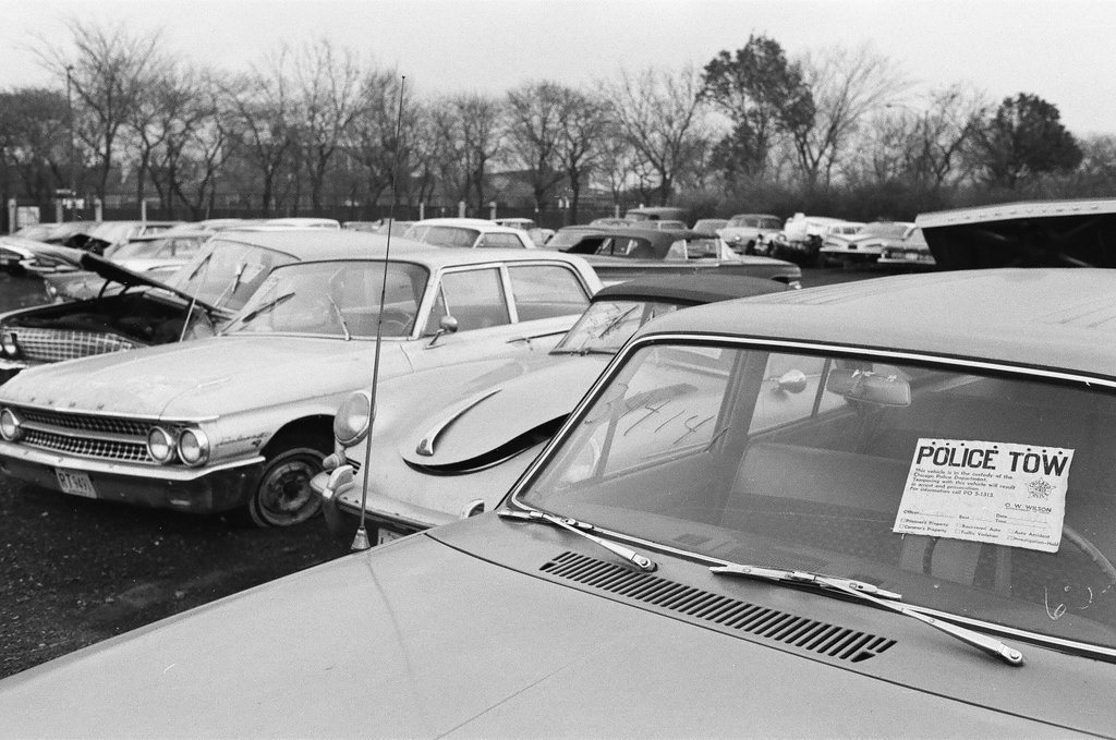 Chicago police auto pound - Ralph Arvidson for Chicago Sun-Times