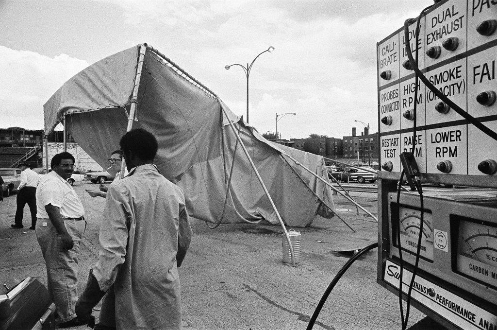 Auto emission test site flooded - Charles Krejcsi for Chicago Sun-Times