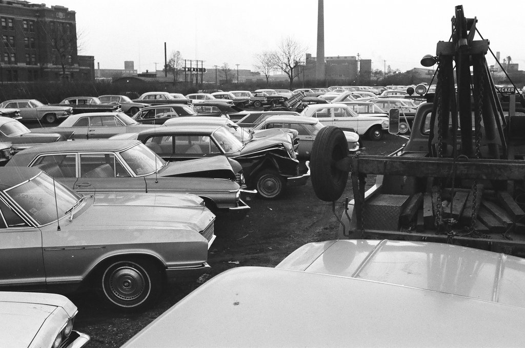 Chicago police auto pound - Ralph Arvidson for Chicago Sun-Times