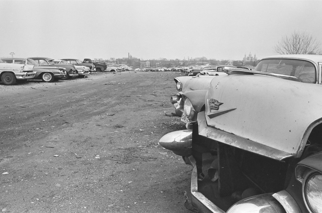 City of Chicago auto pound - Bob Langer for Chicago Sun-Times