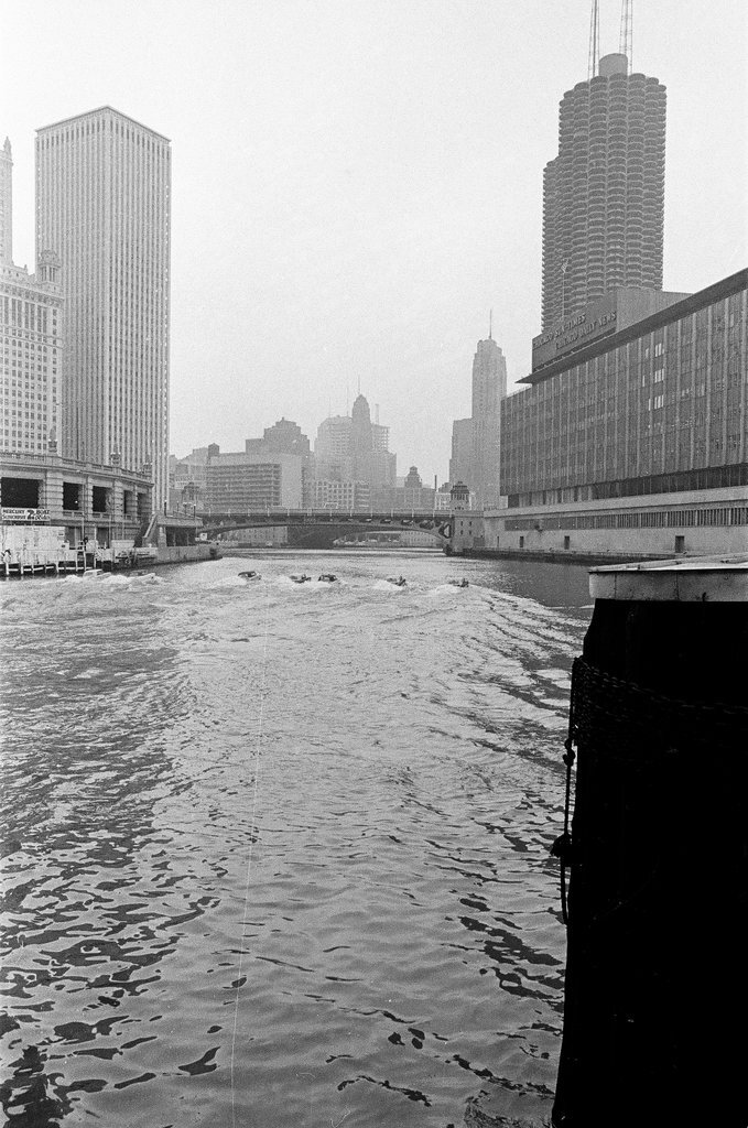 First annual stock car race on Chicago River - John Tweedle for Chicago Sun-Times