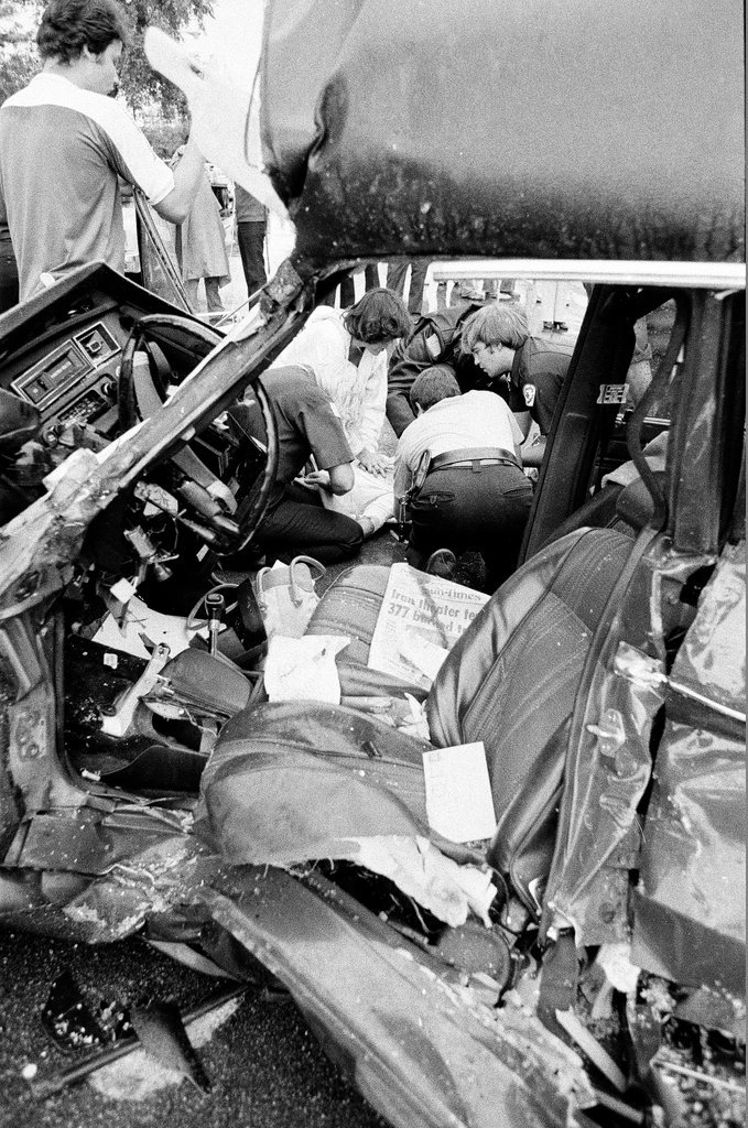 Emergency crews give CPR to two passengers - Chicago Sun-Times