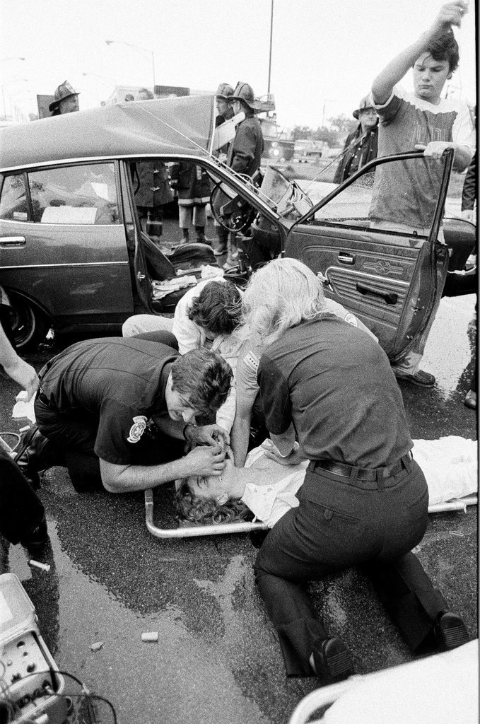 Emergency crews give CPR to two passengers - Chicago Sun-Times