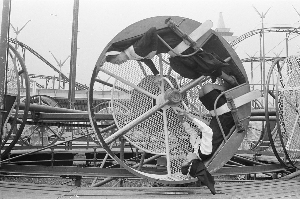 Nuns at Back of the Yards Family Fun Fair - Larry Graff for Chicago Sun-Times