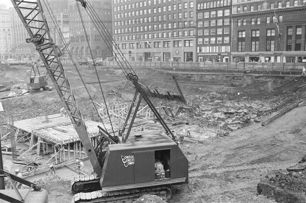 Site of landslide at parking garage site - Howard Lyon for Chicago Sun-Times