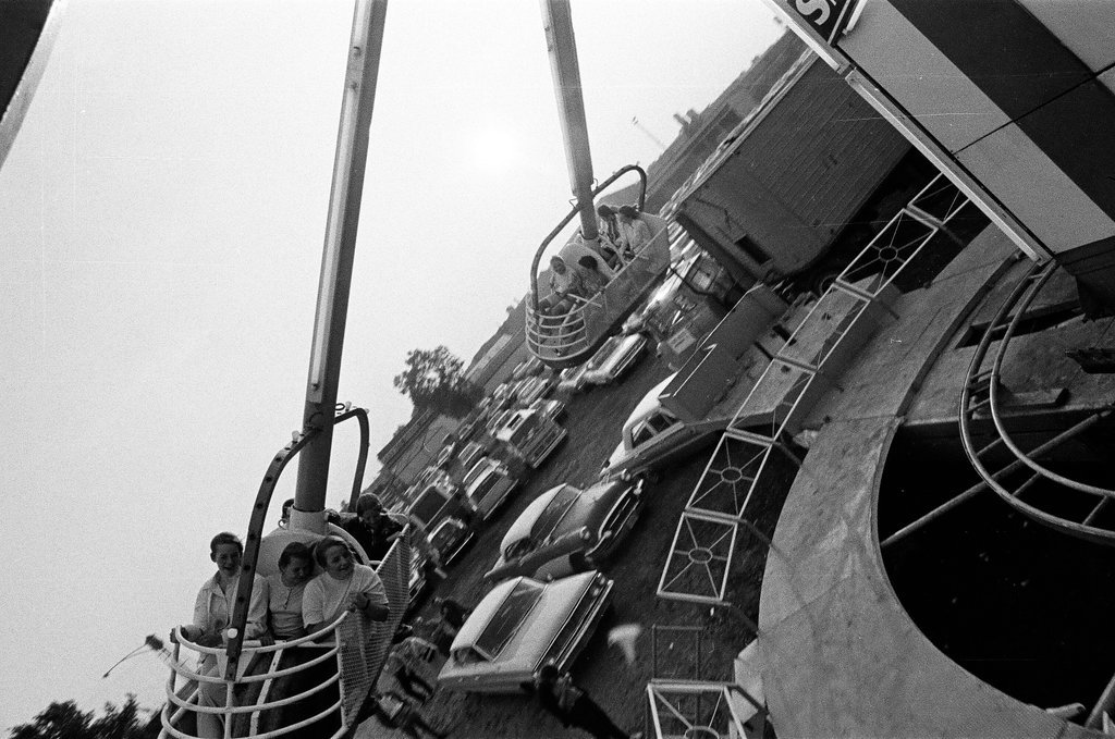 Back of the Yards Family Fun Fair - Howard D. Simmons for Chicago Sun-Times