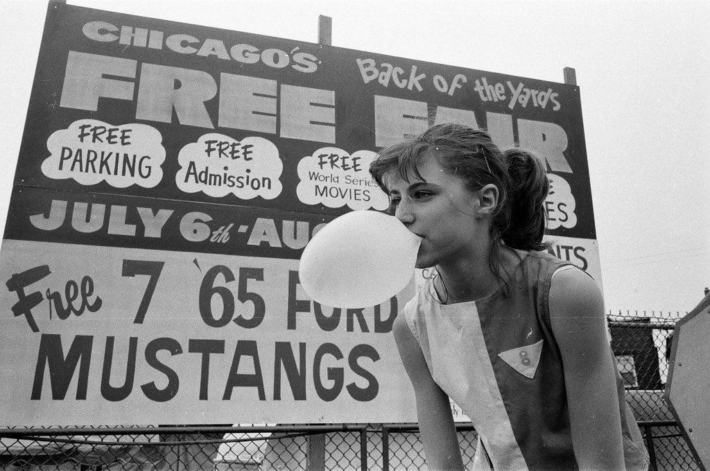 Bubble blowing contest at Back of the Yards Family Fun Fair - Ralph Arvidson for Chicago Sun-Times