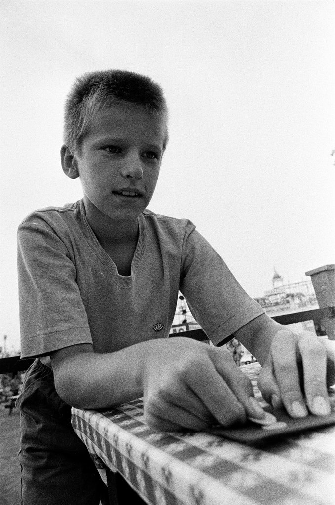 Tiddily Winks contest at Back of the Yards Family Fun Fair - Jack Lenahan for Chicago Sun-Times