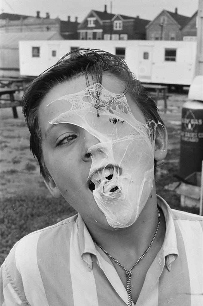 Bubble blowing contest at Back of the Yards Family Fun Fair - Kotalik (Bob or George) for Chicago Sun-Times
