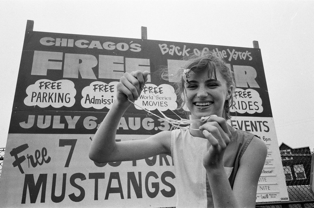 Bubble blowing contest at Back of the Yards Family Fun Fair - Ralph Arvidson for Chicago Sun-Times