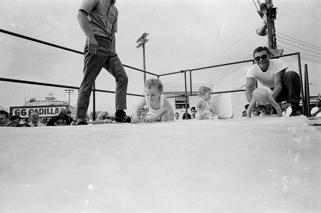 Baby crawling contest at Back of the Yards Family Fun Fair - Pete Peters for Chicago Sun-Times