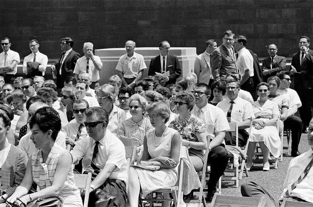 Henry Brandon leads band through live music at Riverside Plaza - Jack Dykinga for Chicago Sun-Times