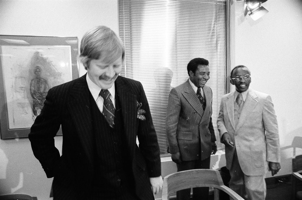 First minority owned carpet manufacturing company recognized - Jack Lenahan for Chicago Sun-Times