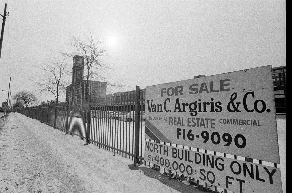 Crain Company building - John Tweedle for Chicago Sun-Times