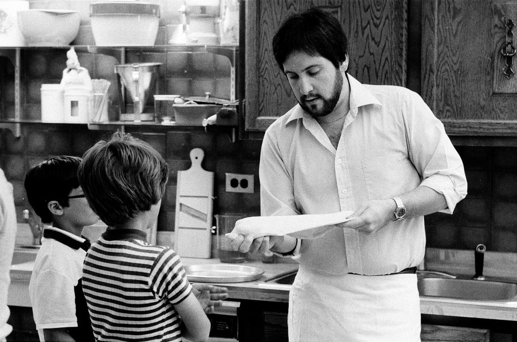 Kids prepare pizzas at Continental Cookery - Gene Pesek for Chicago Sun-Times