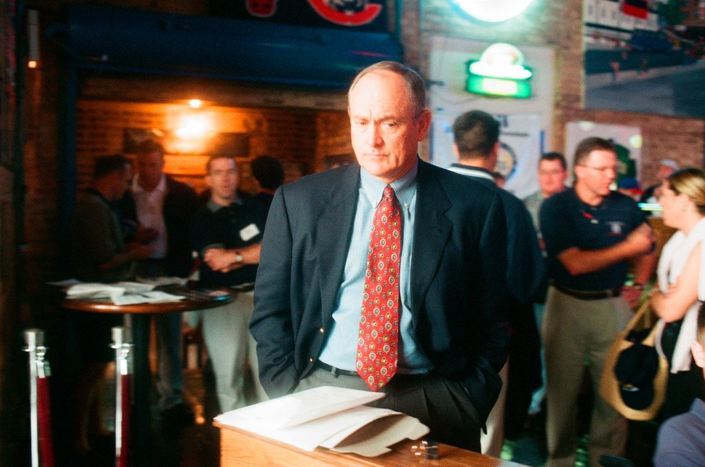 Nolan Ryan makes appearance at The Cubby Bear - Brian Jackson for Chicago Sun-Times