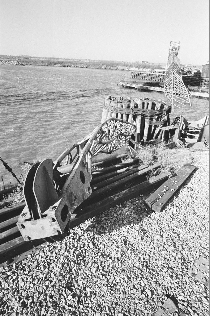 Broken crane machine in Calumet River - Pete Peters for Chicago Sun-Times