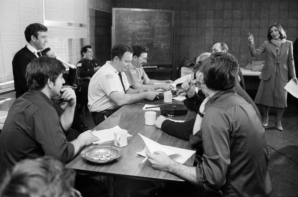 Firefighters learn Spanish - Larry Graff for Chicago Sun-Times