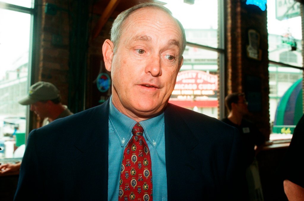 Nolan Ryan makes appearance at The Cubby Bear - Brian Jackson for Chicago Sun-Times
