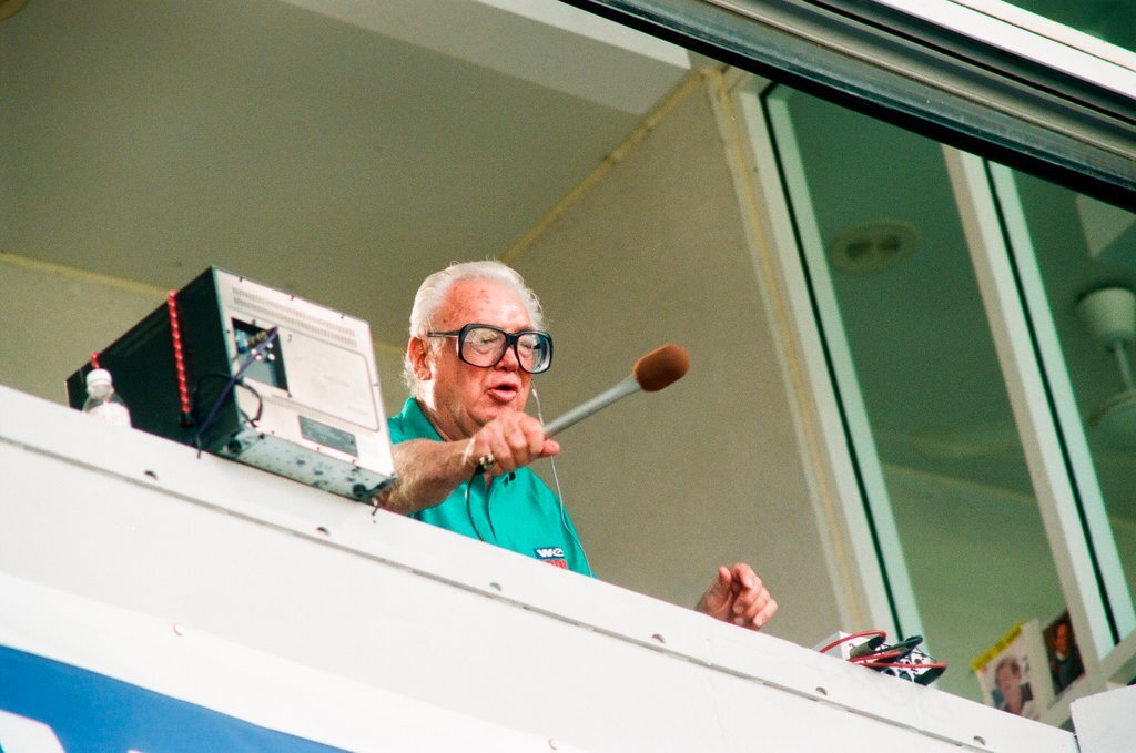 Harry Caray returns to Wrigley Field after illness - Pablo Martinez Monsivais for Chicago Sun-Times
