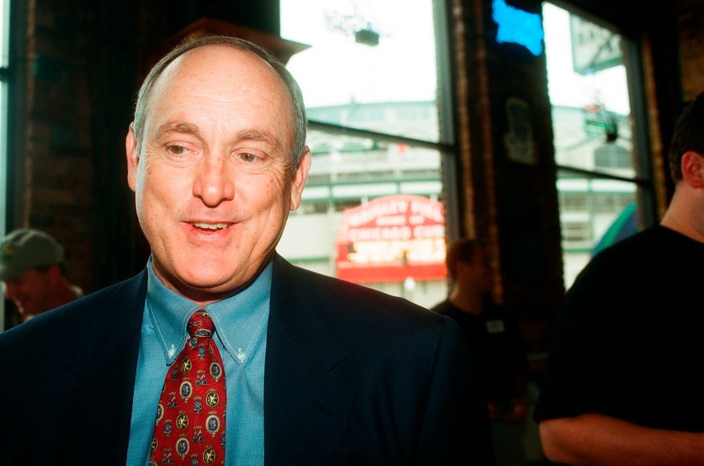 Nolan Ryan makes appearance at The Cubby Bear - Brian Jackson for Chicago Sun-Times