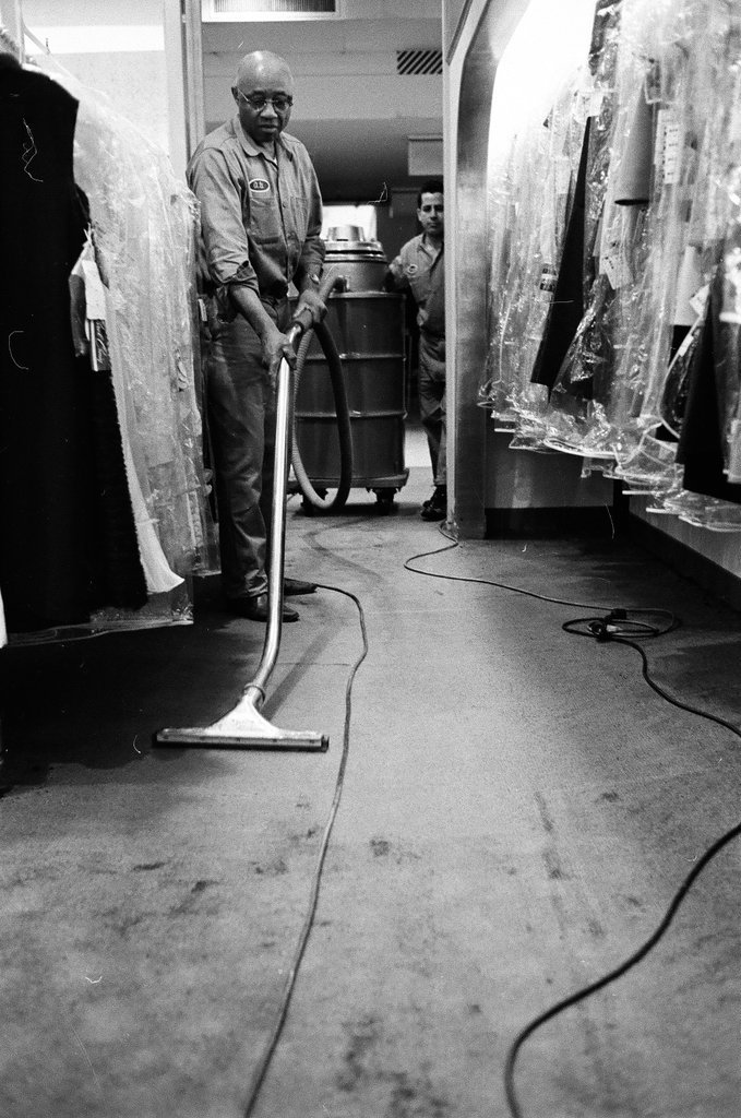 Aftermath of Carson Pirie Scott fire - Ralph Arvidson for Chicago Sun-Times