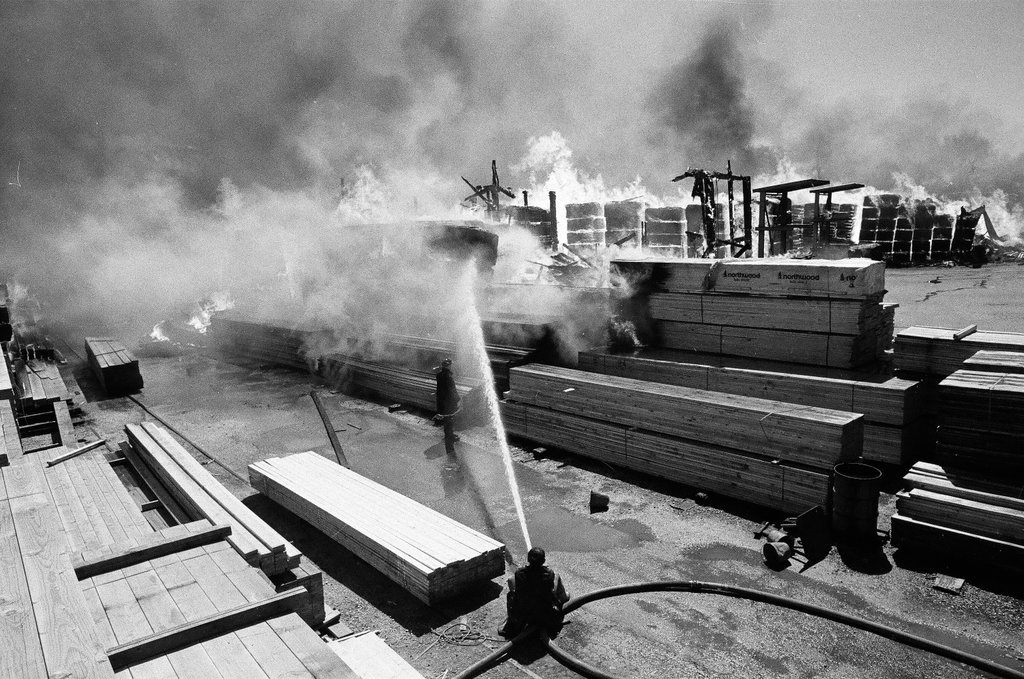 Fire at Berwyn Lumber Company - James (Jim) Klepitsch for Chicago Sun-Times
