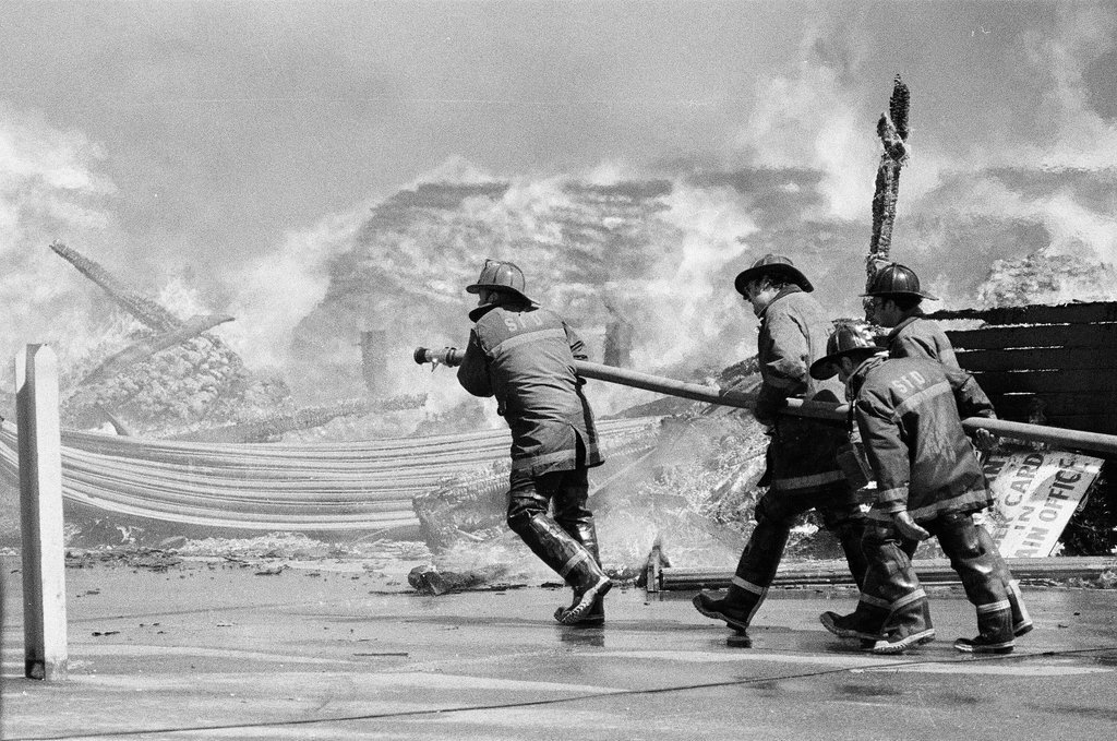Fire at Berwyn Lumber Company - James (Jim) Klepitsch for Chicago Sun-Times