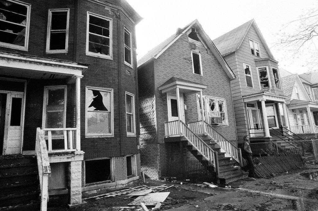 Fire damages four homes in Englewood - Gene Pesek for Chicago Sun-Times