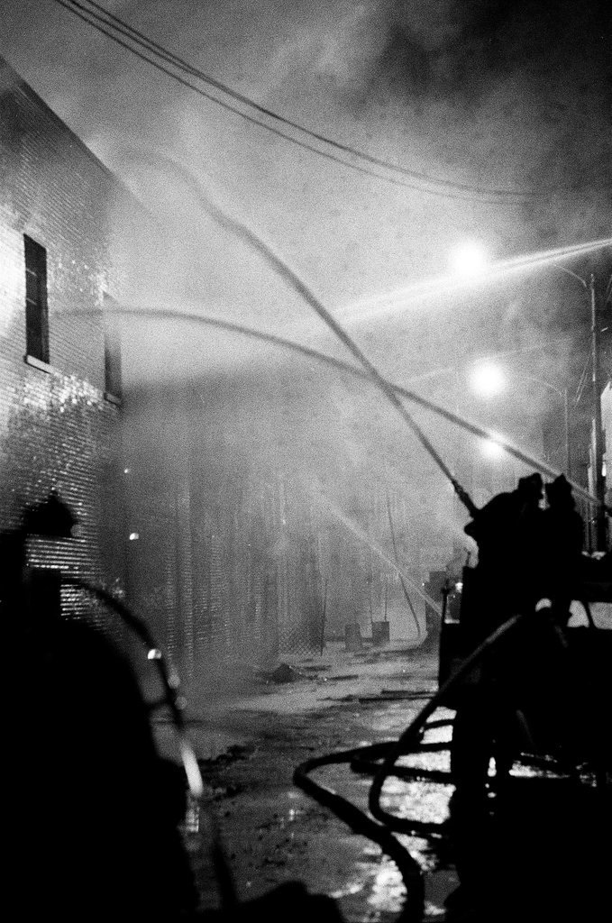 4th alarm fire on Maxwell Street - Edward DeLuga for Chicago Sun-Times