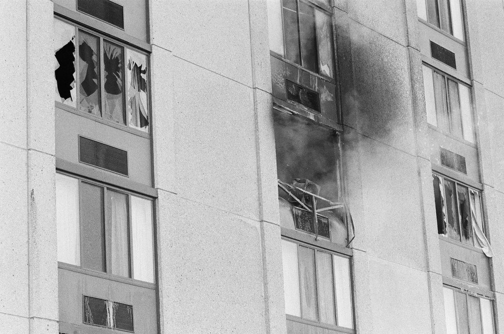 Cermak House residents evacuated during fire - Bob Fila for Chicago Sun-Times